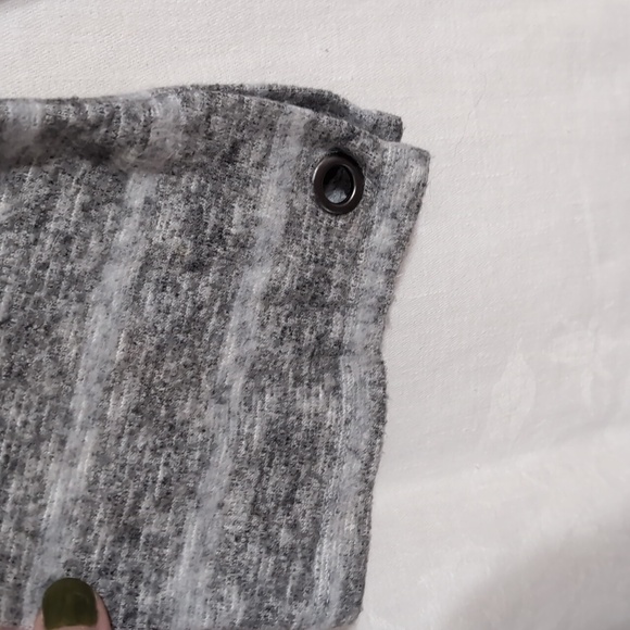 Project Social T Grey Striped Fleece Long Sleeve Tee Size Extra Small **FLAWED** - Picture 4 of 6